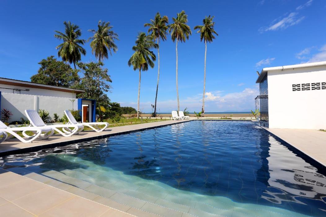 Rafflesia Resort Lundu Kültér fotó